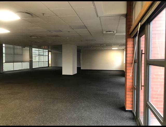 1,279M² OFFICE TO LET IN MELROSE ARCH